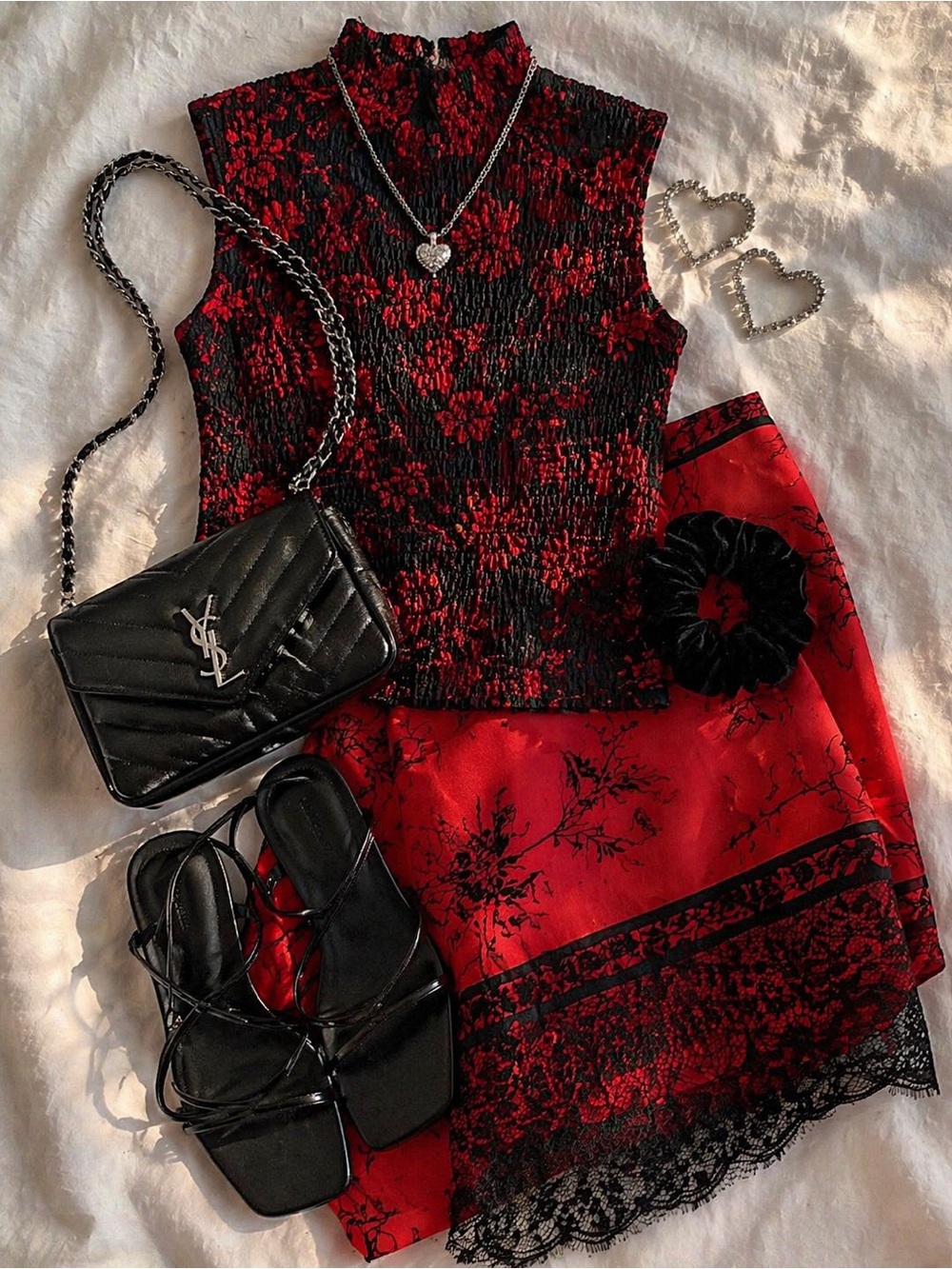 Vintage 1990s Stretch Asian Inspired Roses Sleeveless Top Petite Sophisticate